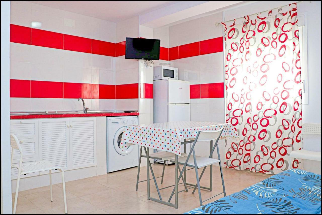 Apartamento Con Wifi En El Centro Conil De La Frontera Zewnętrze zdjęcie